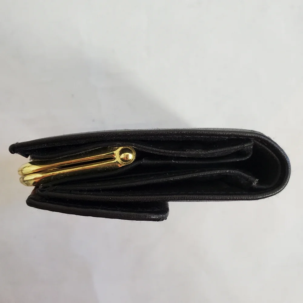 Vintage Buxton Black Brown Leather Wallet